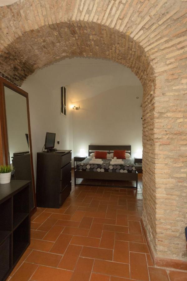 Roman Grotto Experience 5pax Esterno foto